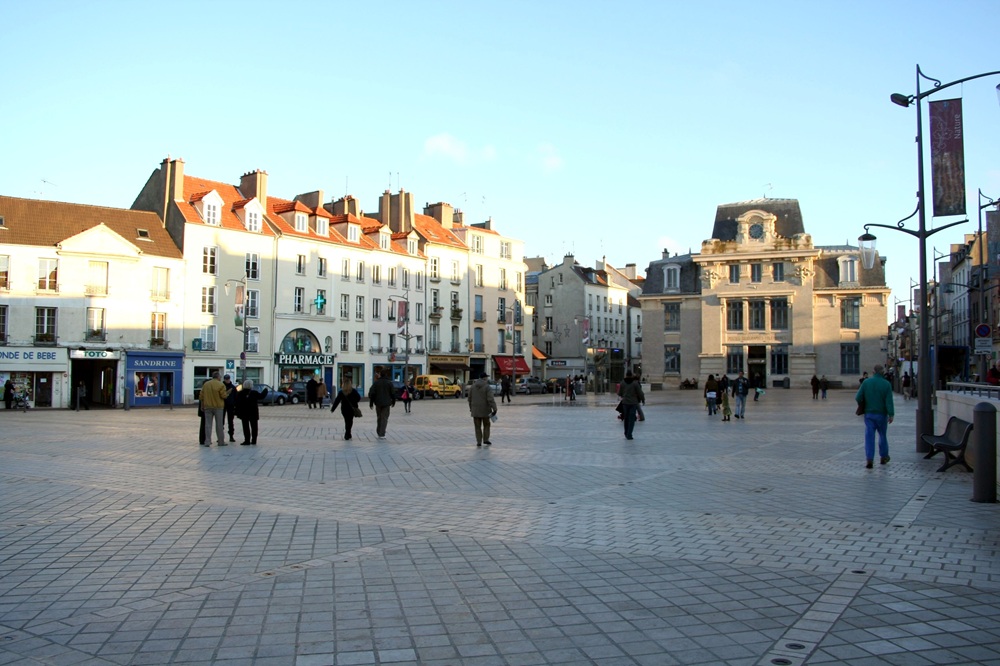Place du Marché-Neuf, Saint-Germain-en-Laye