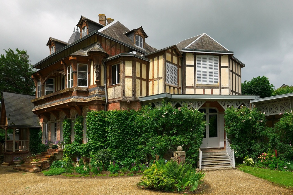 Le Clos Arsène Lupin, Étretat