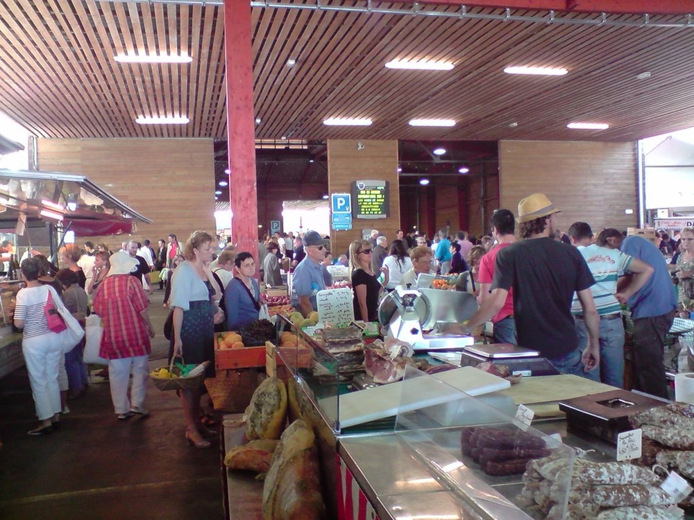 Le marché Saint-Roch, Mont-de-Marsan