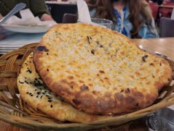 Le naan est-il indien ou afghan