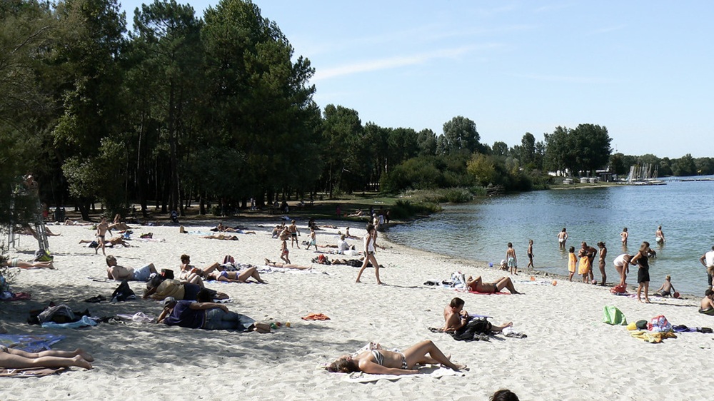 Plage à Bordeaux-Lac