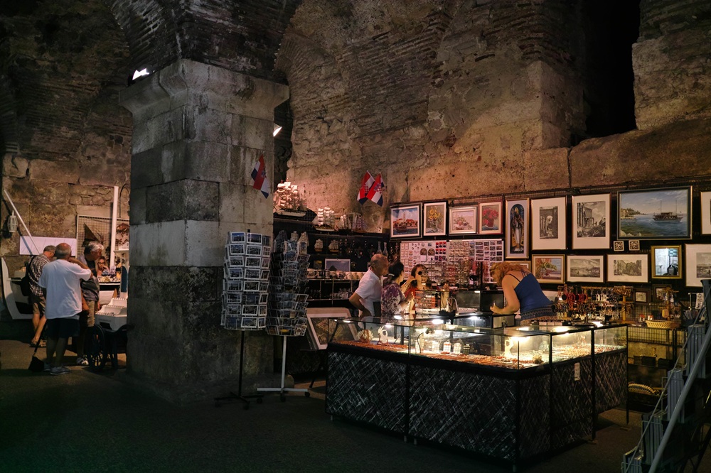 Podrumi, Split