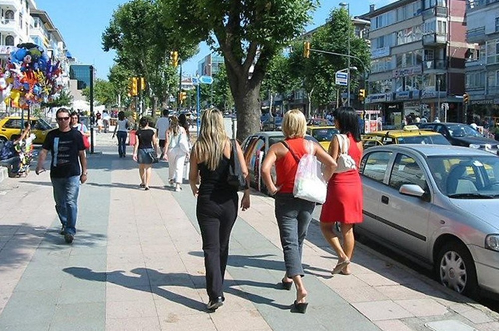 Bağdat Caddesi, Istanbul