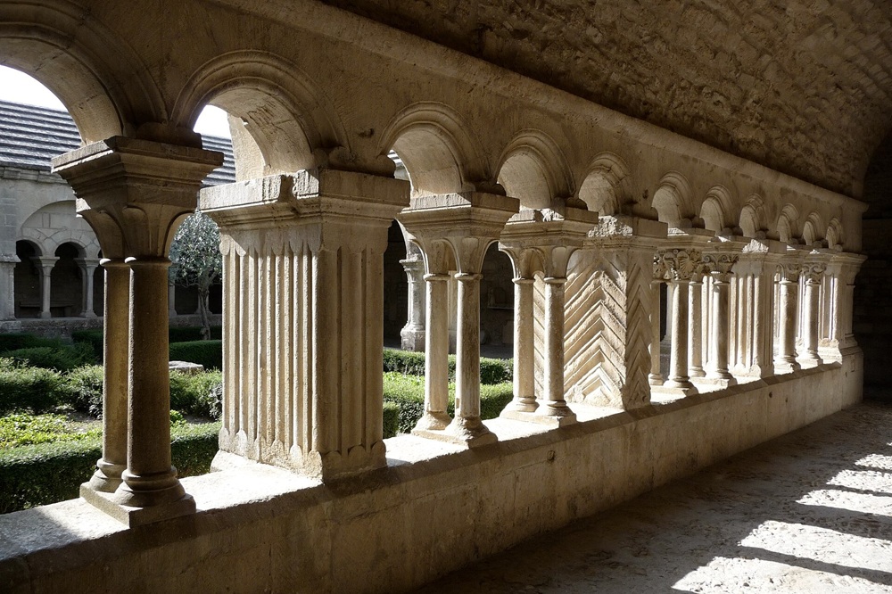 Cloître de la cathédrale Notre-Dame-de-Nazareth, Vaison-la-Romaine
