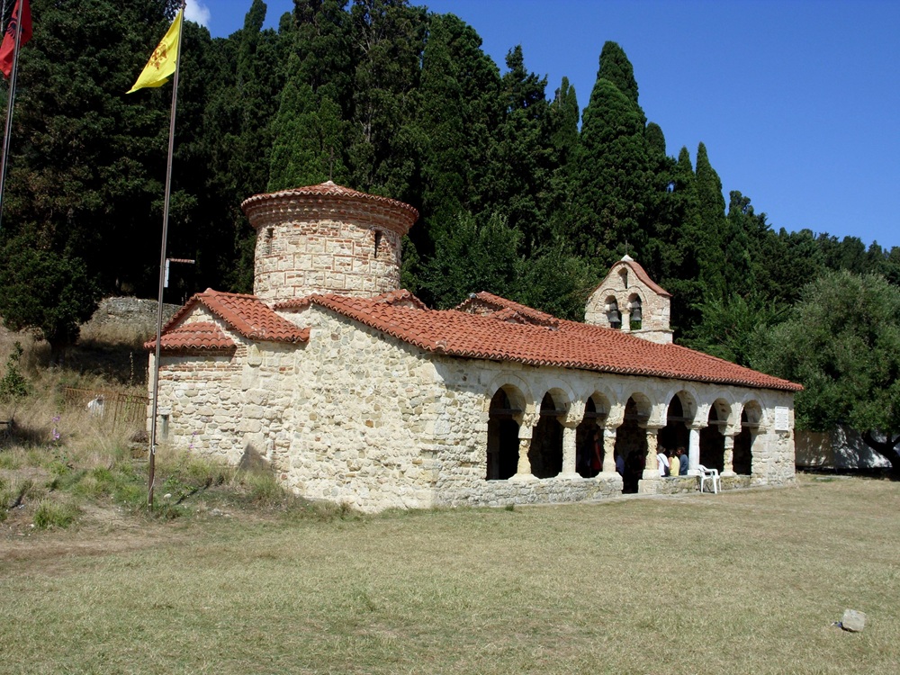 Le monastère sur l’île de Zvernec