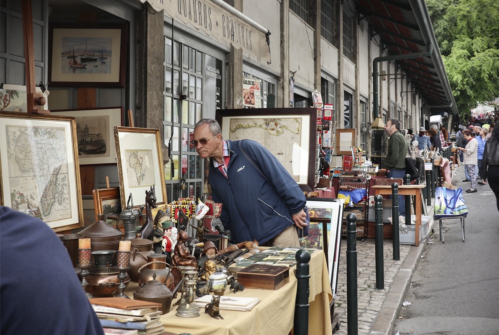 Marché aux puces Feira da Ladra, Lisbonne