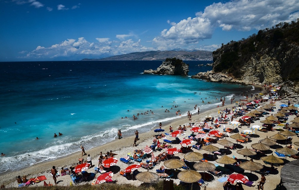 Mirror Beach, Albanie