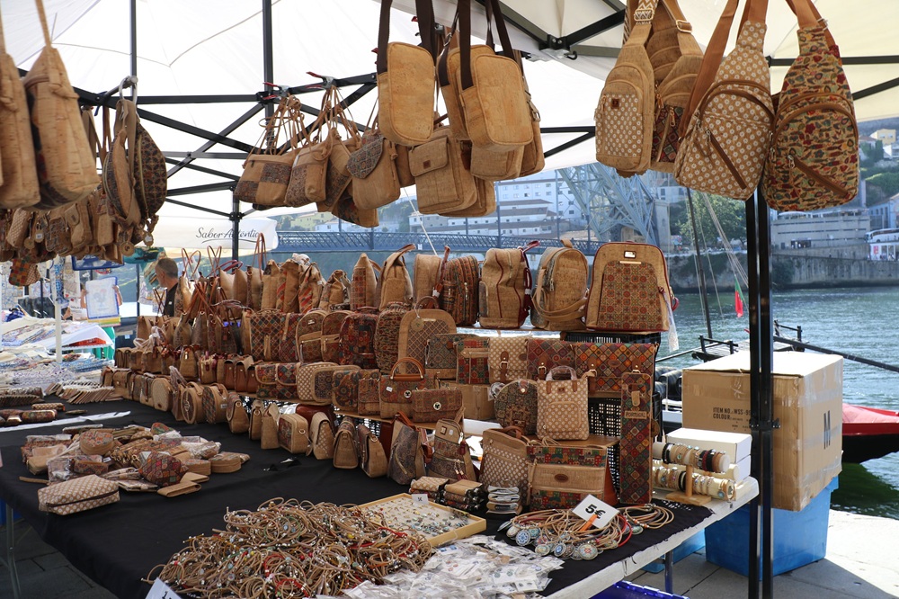Objets en liège, Porto