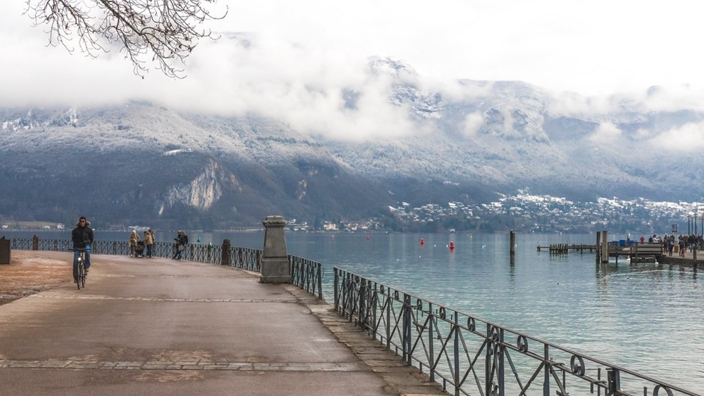 Promenade en vélo à Annecy