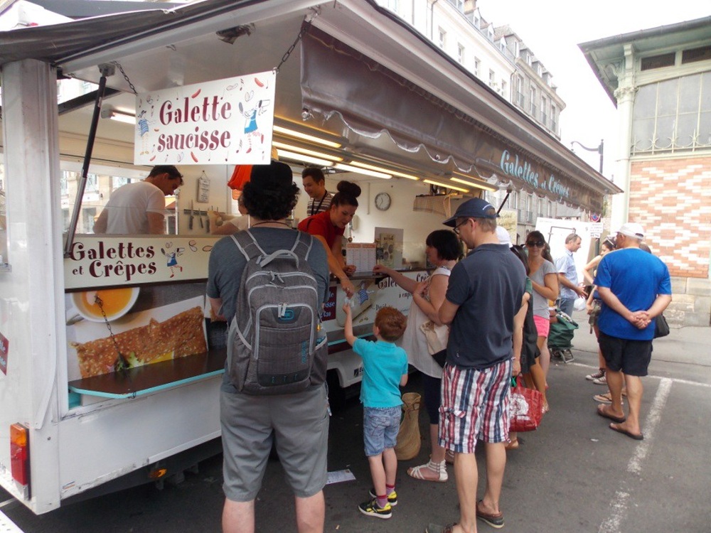 Stand de galette-saucisse à Rennes