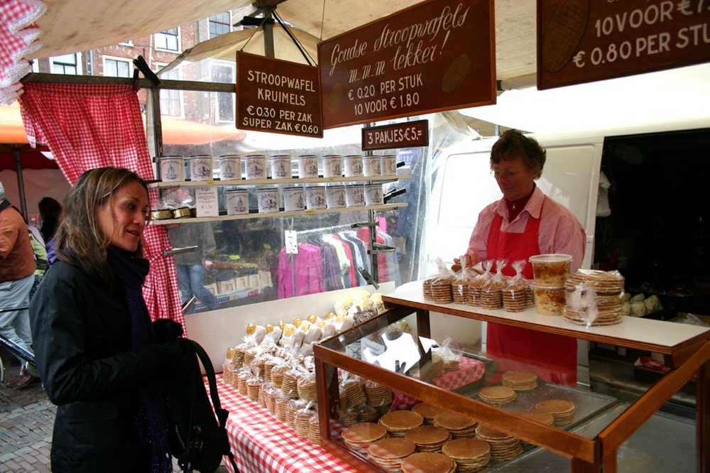 Stand vendant des stroopwafels, Amsterdam