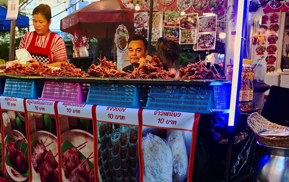 Street food à Victory Monument, Bangkok