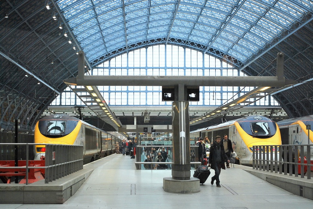 Trains Eurostar à la gare de St Pancras, Londres