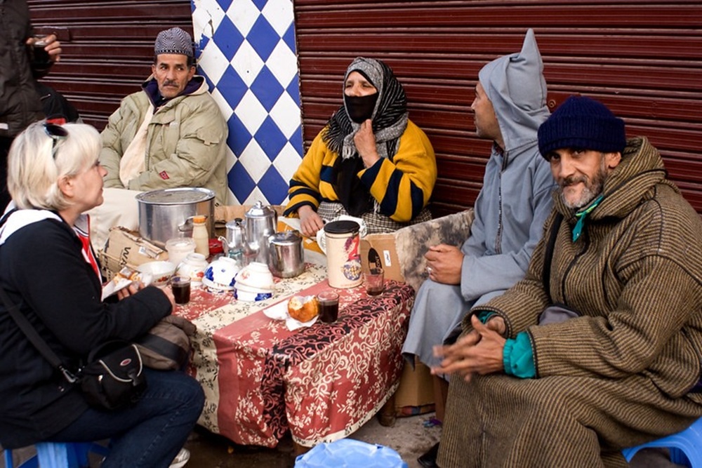 Cérémonie du thé au Maroc