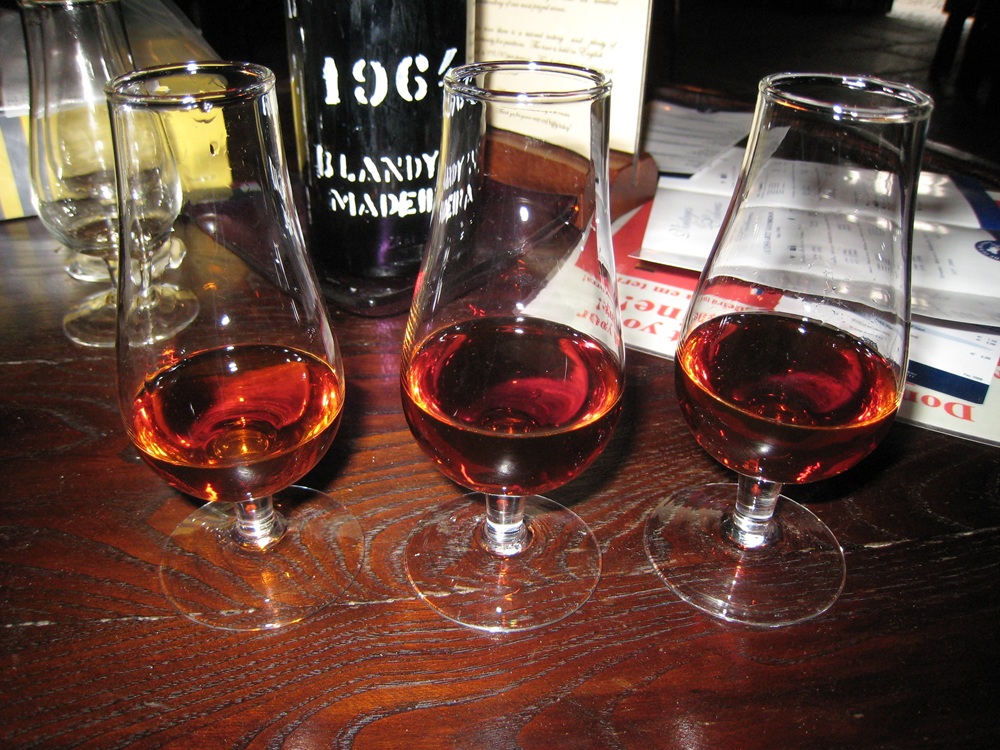 Dégustation du vin de Madère, Funchal