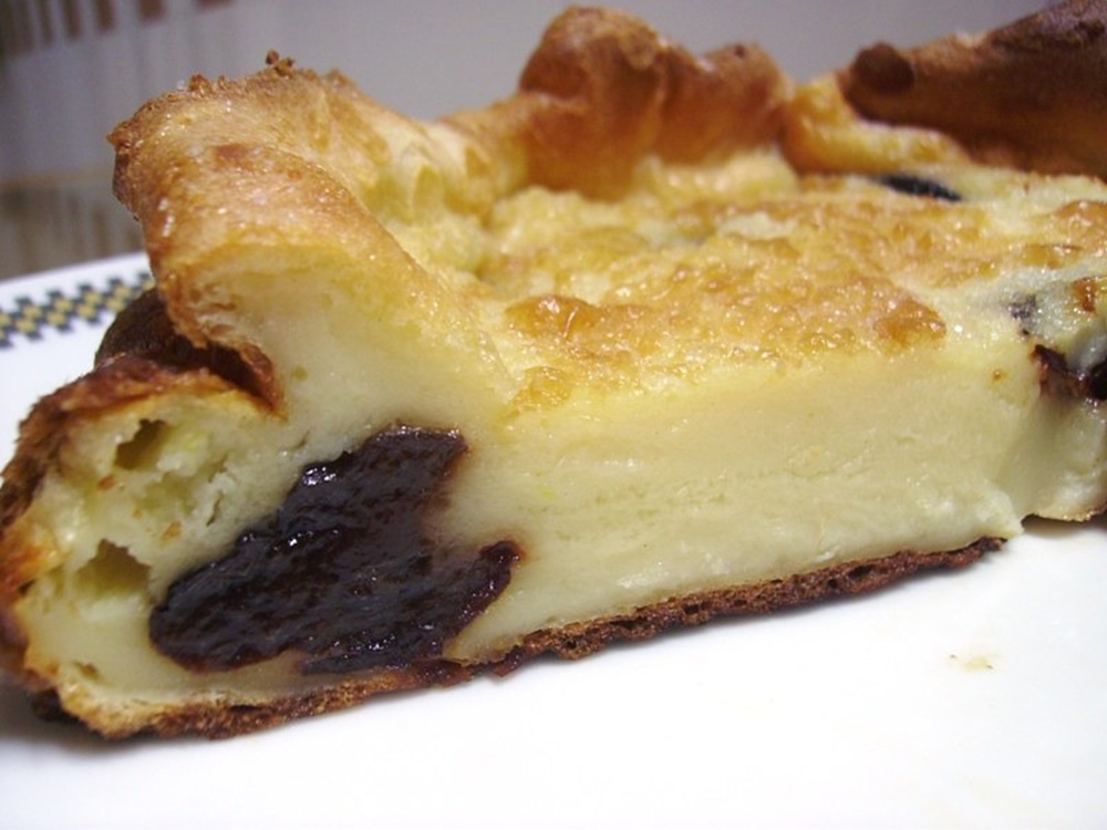 Gros plan sur une portion de far breton