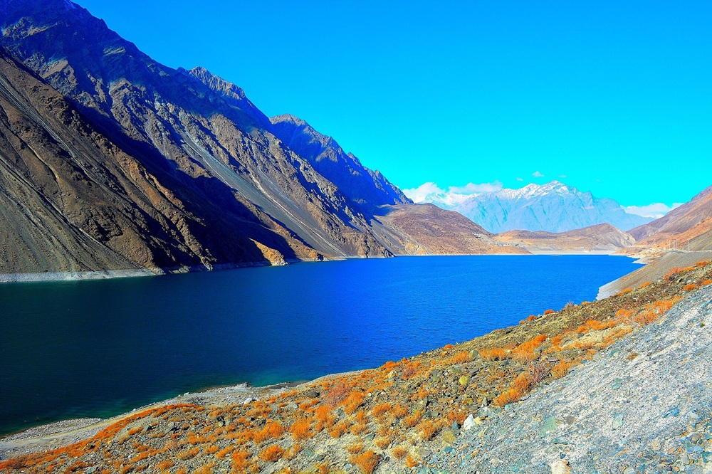 Lac à Skardu, Pakistan