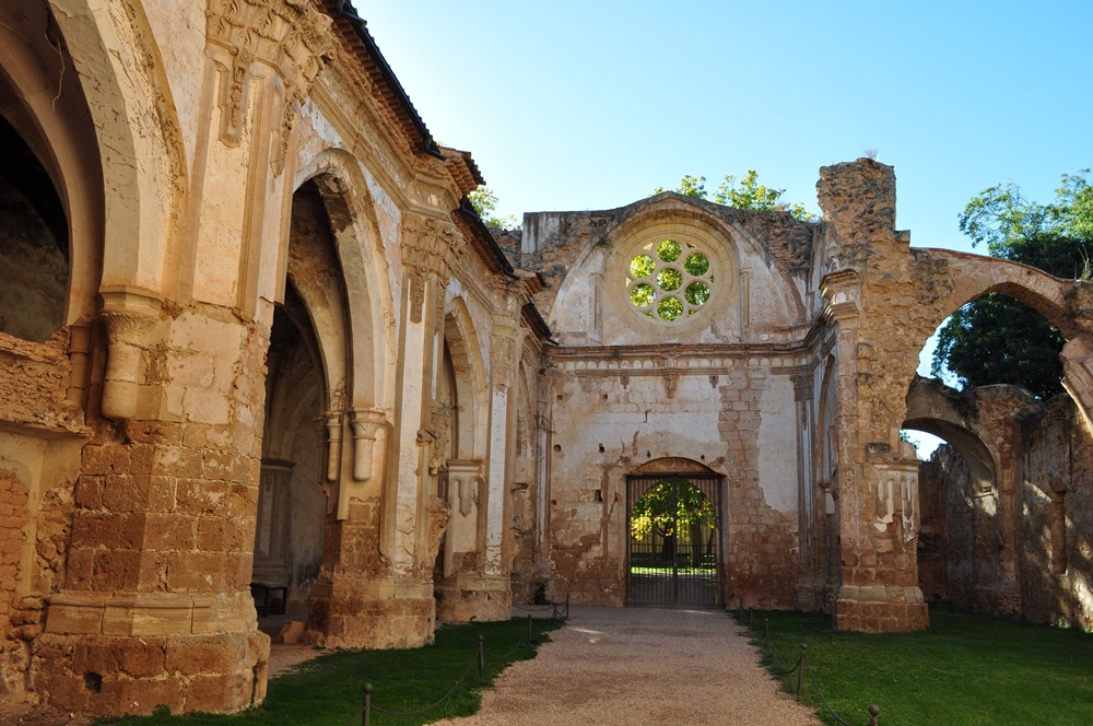 Le Monastère de Piedra près de Saragosse