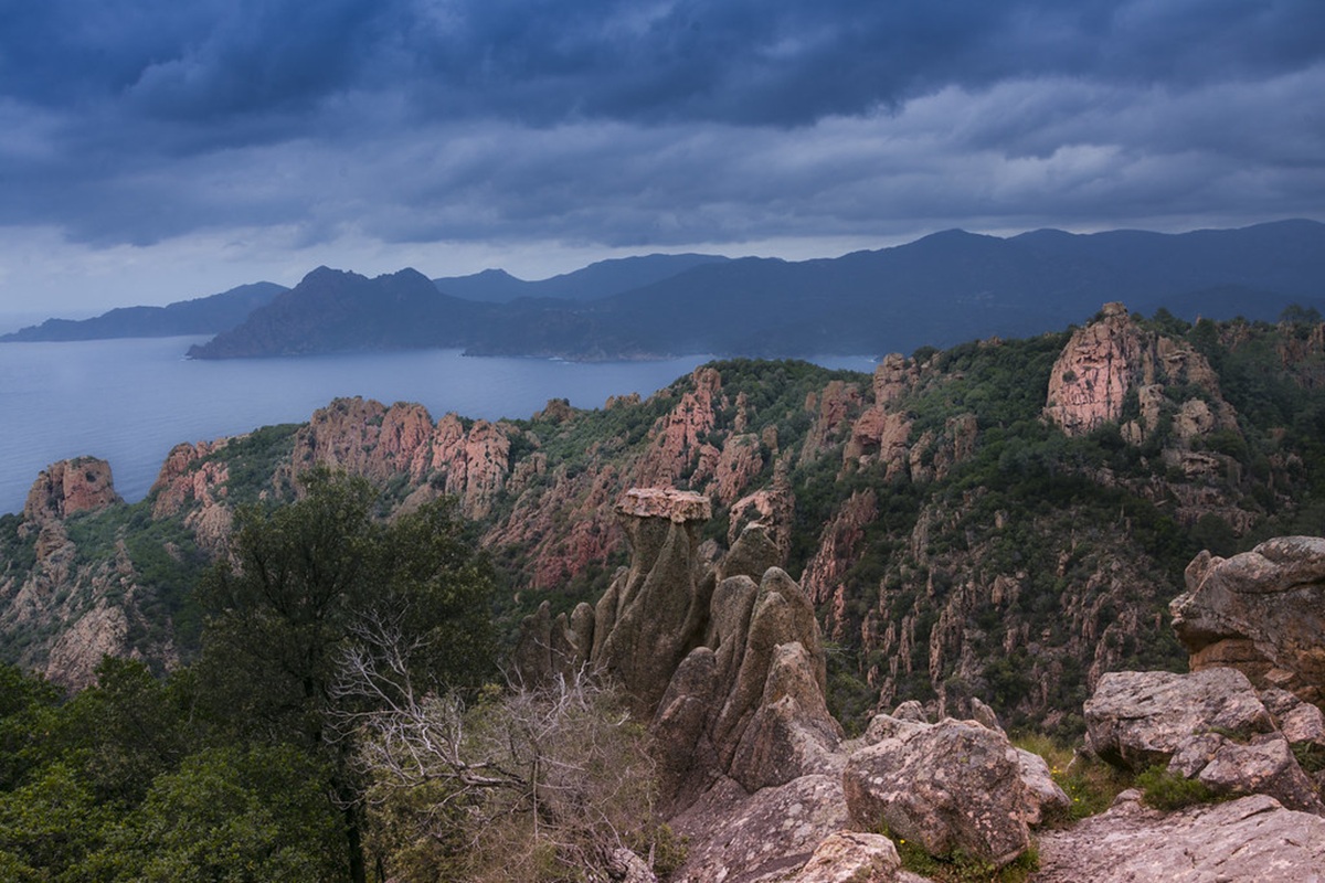 Visiter la Corse-du-Sud sous la pluie