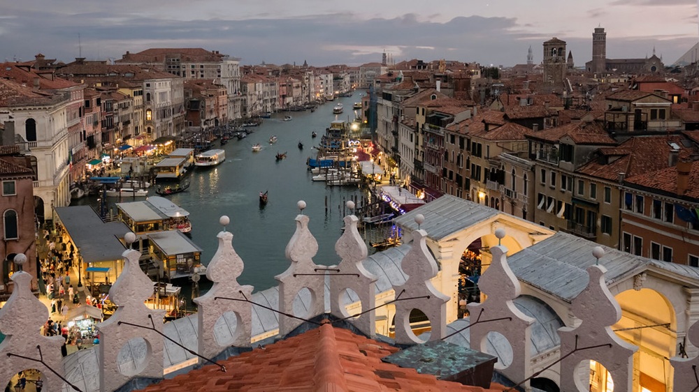 Vue depuis la terrasse du T Fondaco dei Tedeschi, Venise