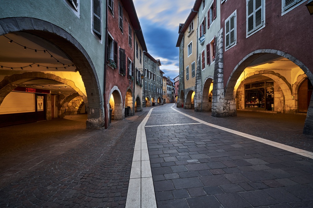 Arcades, Annecy