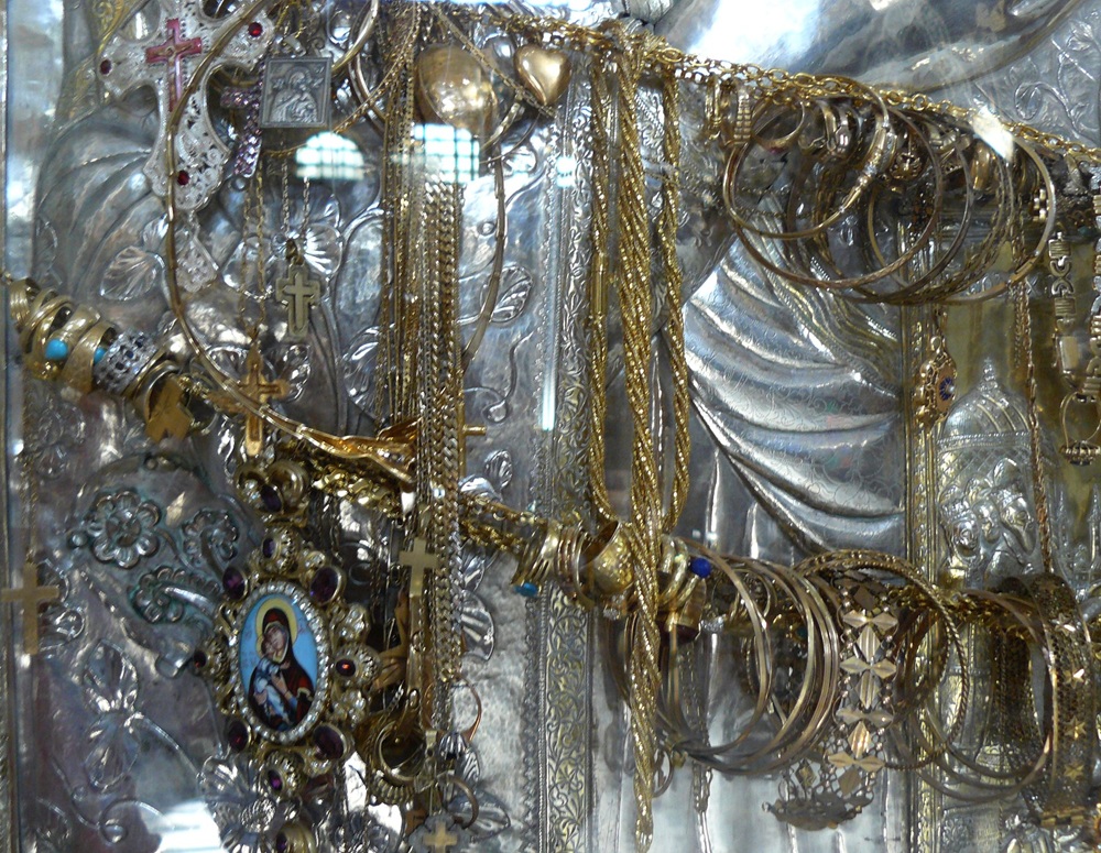 Bijoux, Paros