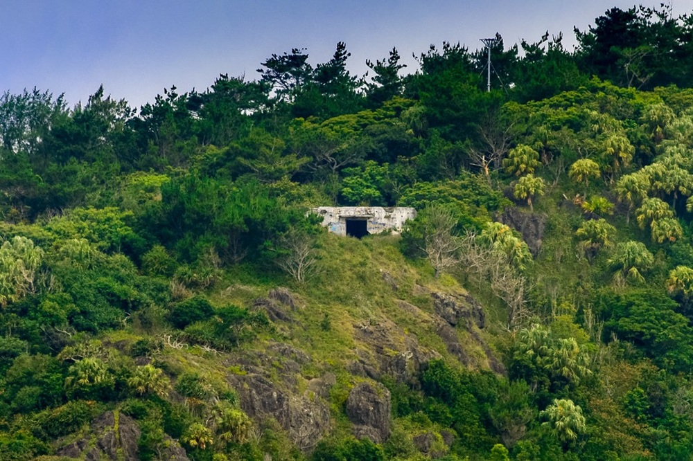 Bunker, Ogasawara