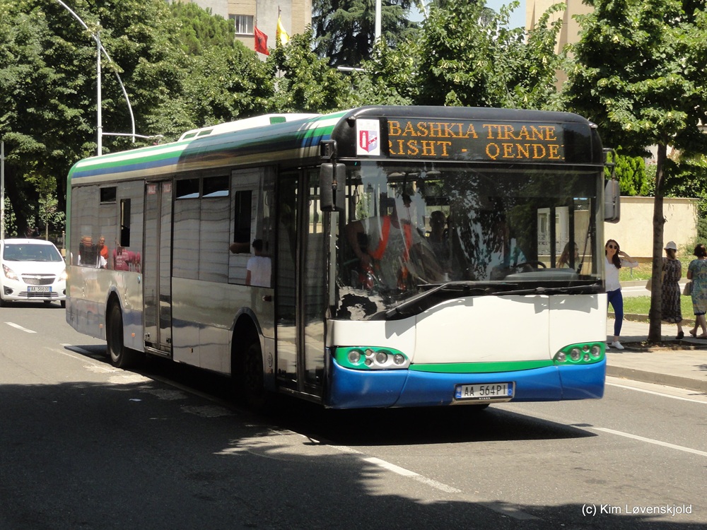 Bus à Tirana