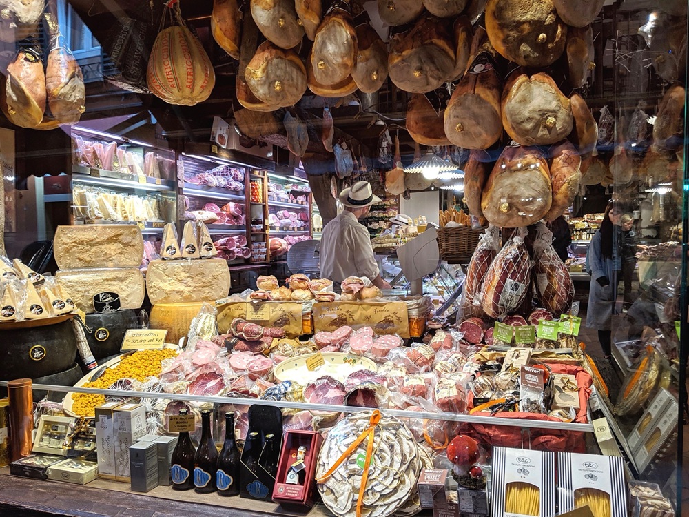 Épicerie fine, Bologne