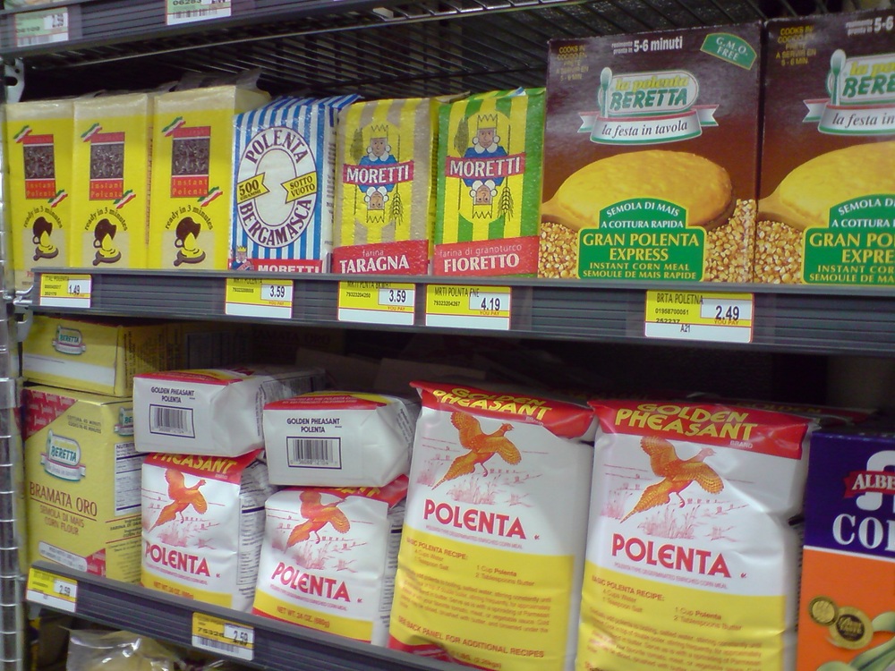 Farine pour préparer la polenta taragna, Bergame
