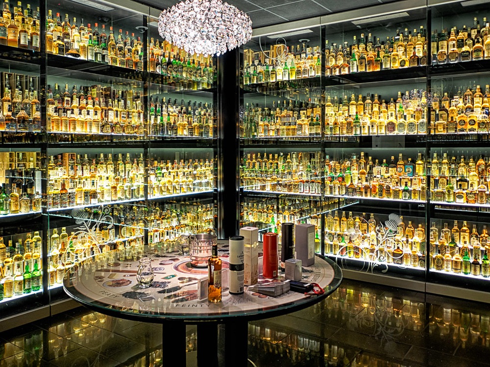 Grand choix de whiskies, Édimbourg