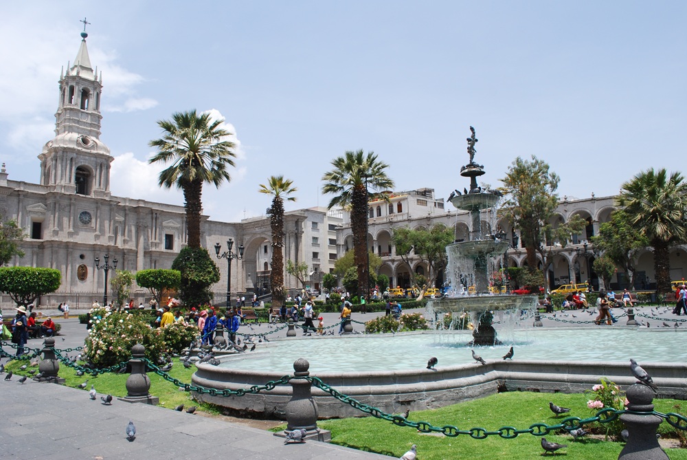 La Plaza de Armas et la cathédrale, Arequipa