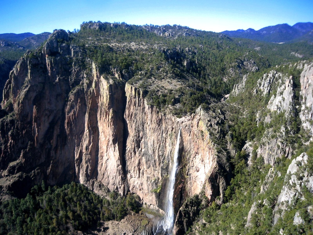 La cascade de Basaseachi, Barrancas del Cobre