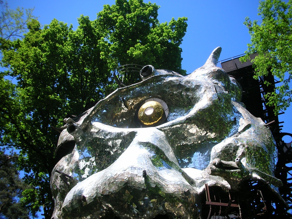 Le Cyclop à Milly-la-Forêt