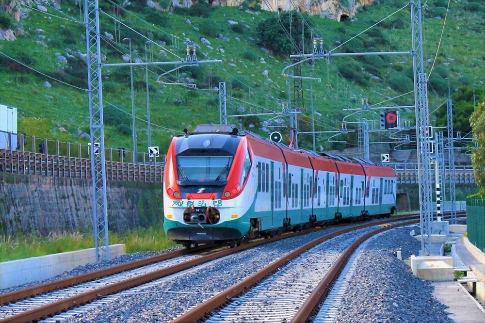 Le train Trinacria Express, Sicile