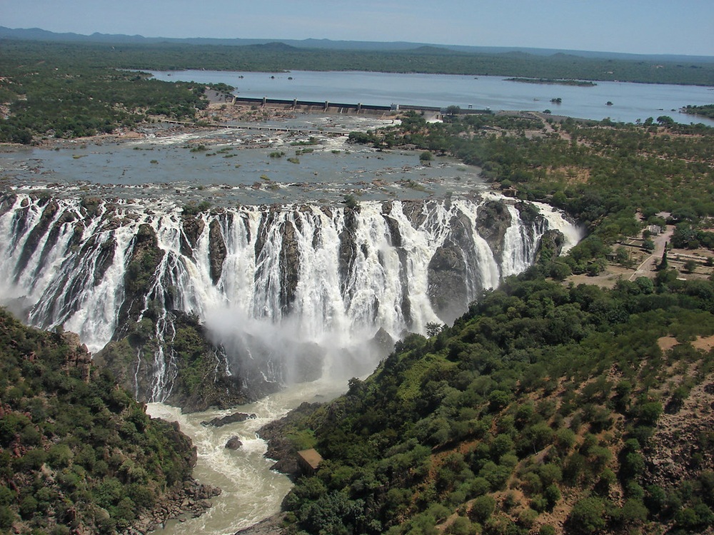 Les chutes de Ruacana, Kaokoland