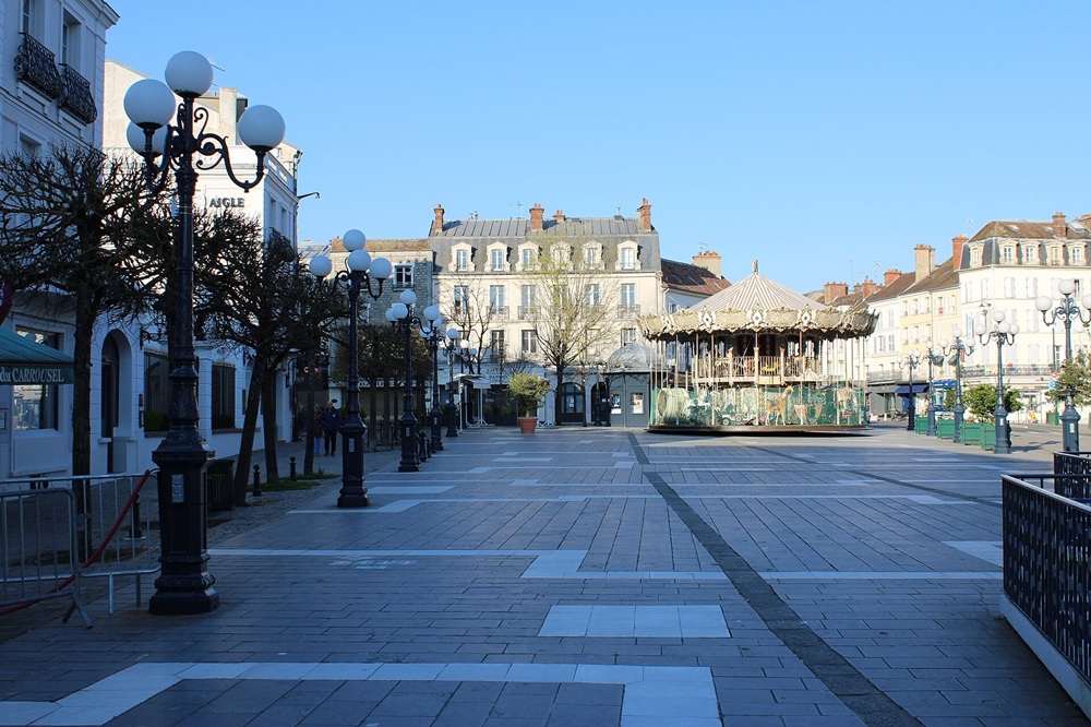 Place Napoléon Bonaparte, Fontainebleau