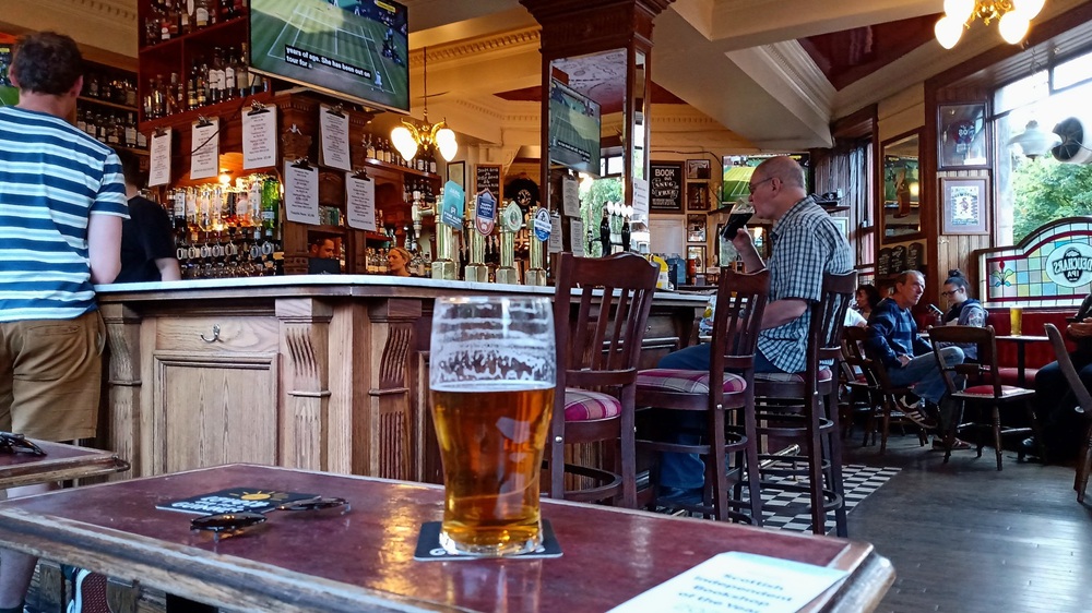 Pub à Édimbourg