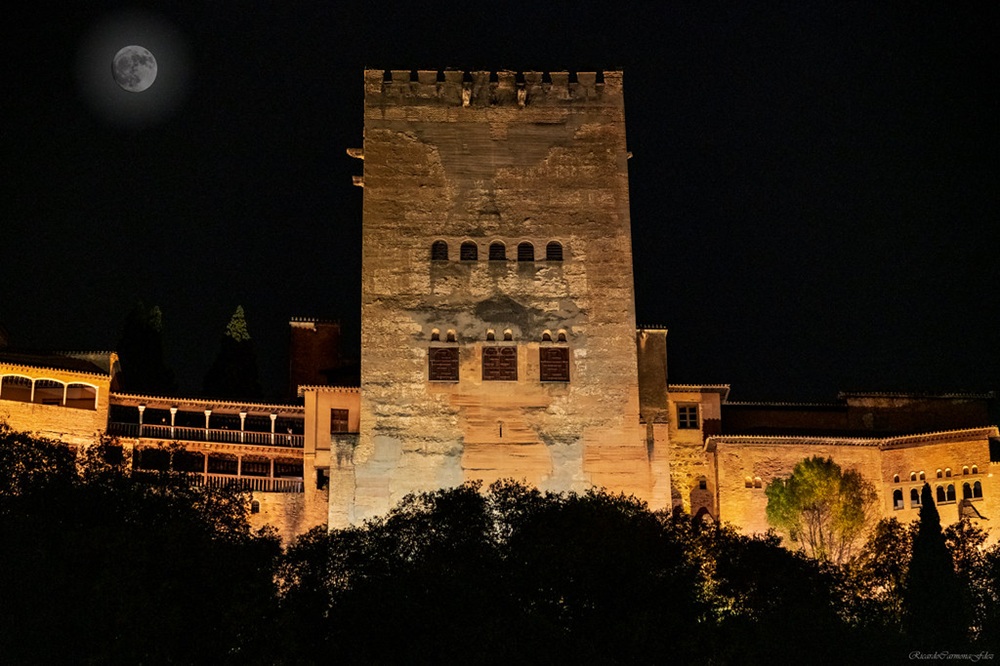 Torre de Comares, Grenade