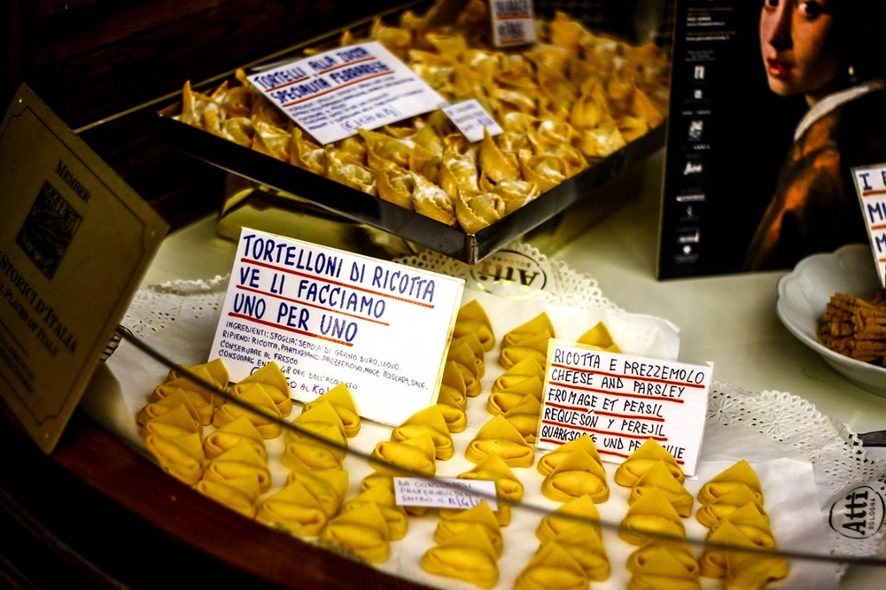 Tortellini, Bologne