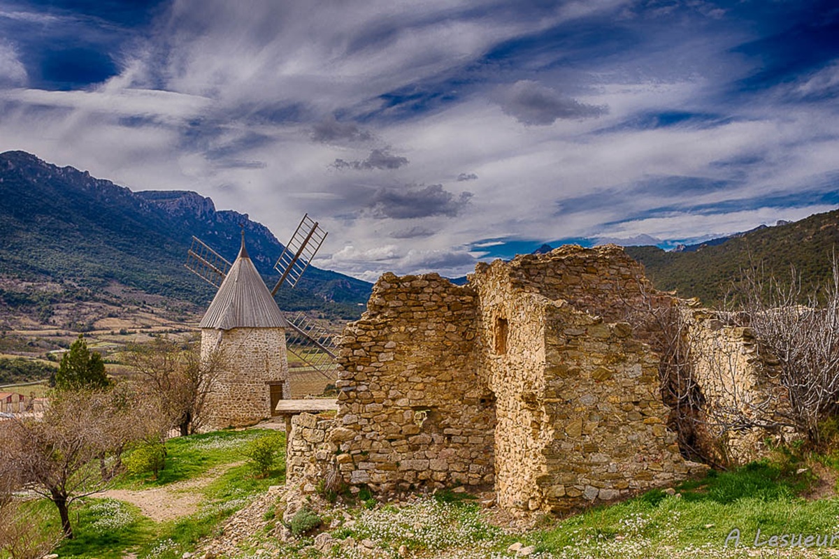 Visiter l'Aude comme un local
