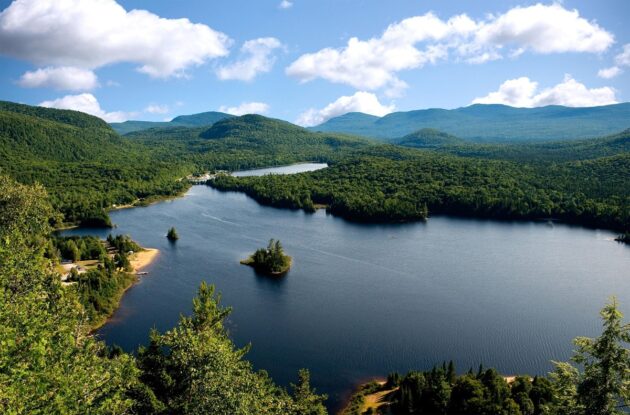 Visiter les Laurentides